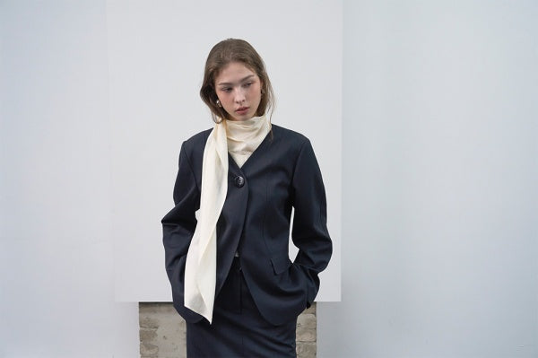 【HER&SHE 2025AW】Soft-belted Tie Blouse