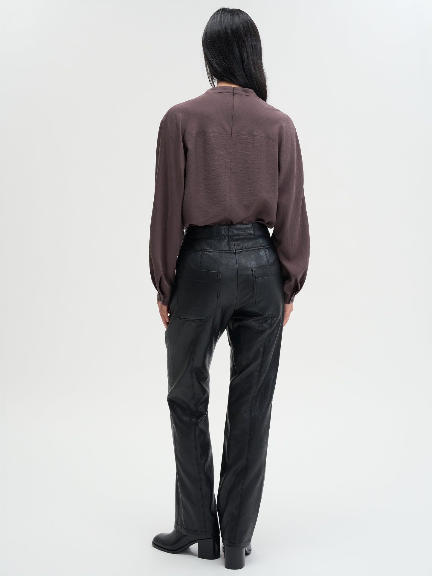 【MAGJAY 2025AW】Leather Straight Pants - Black