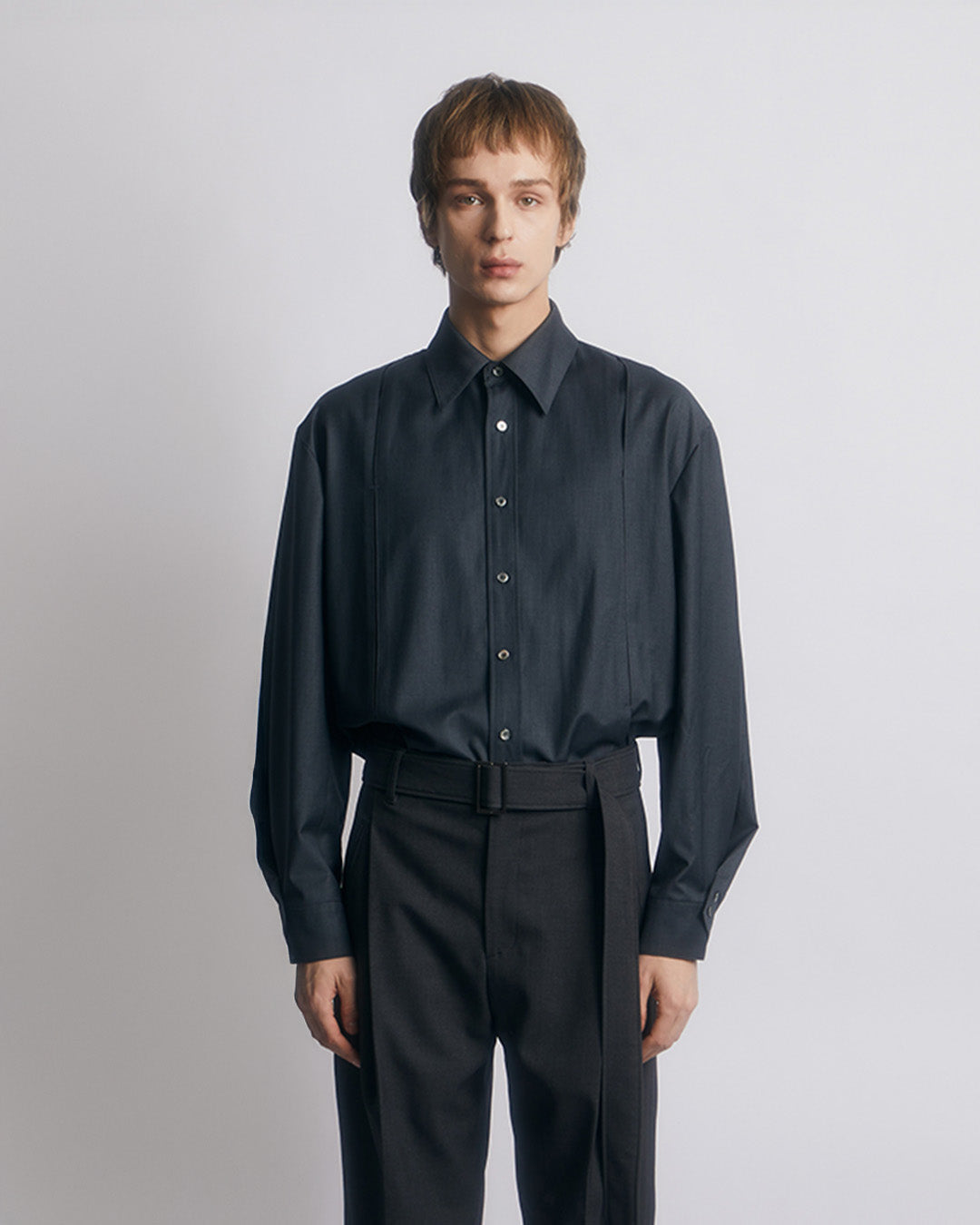 WOOL BLEND INVERTED PLEAT TAILORED SHIRTS -CHARCOAL