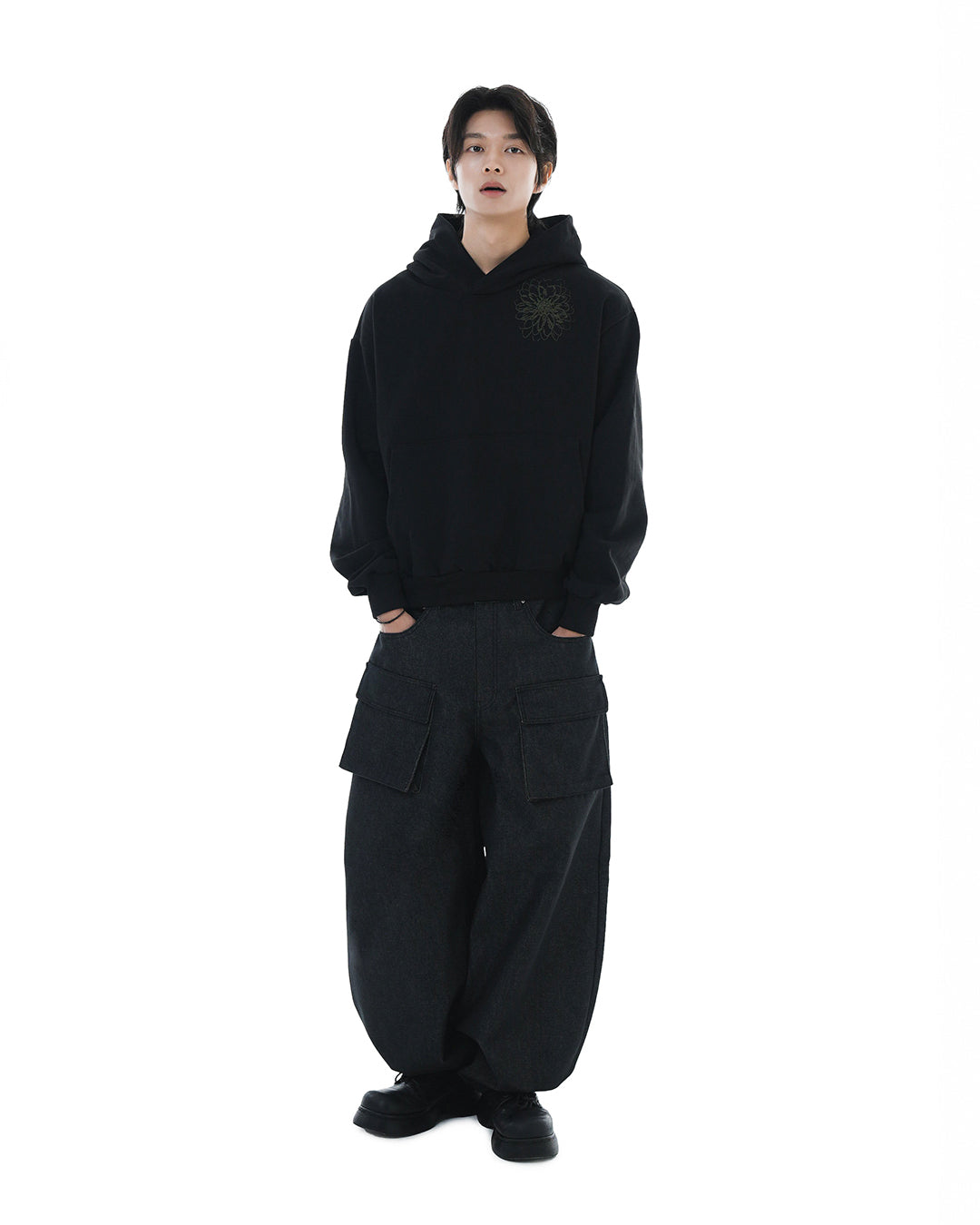 Balloon Pocket Non-fade Denim Pants_Black