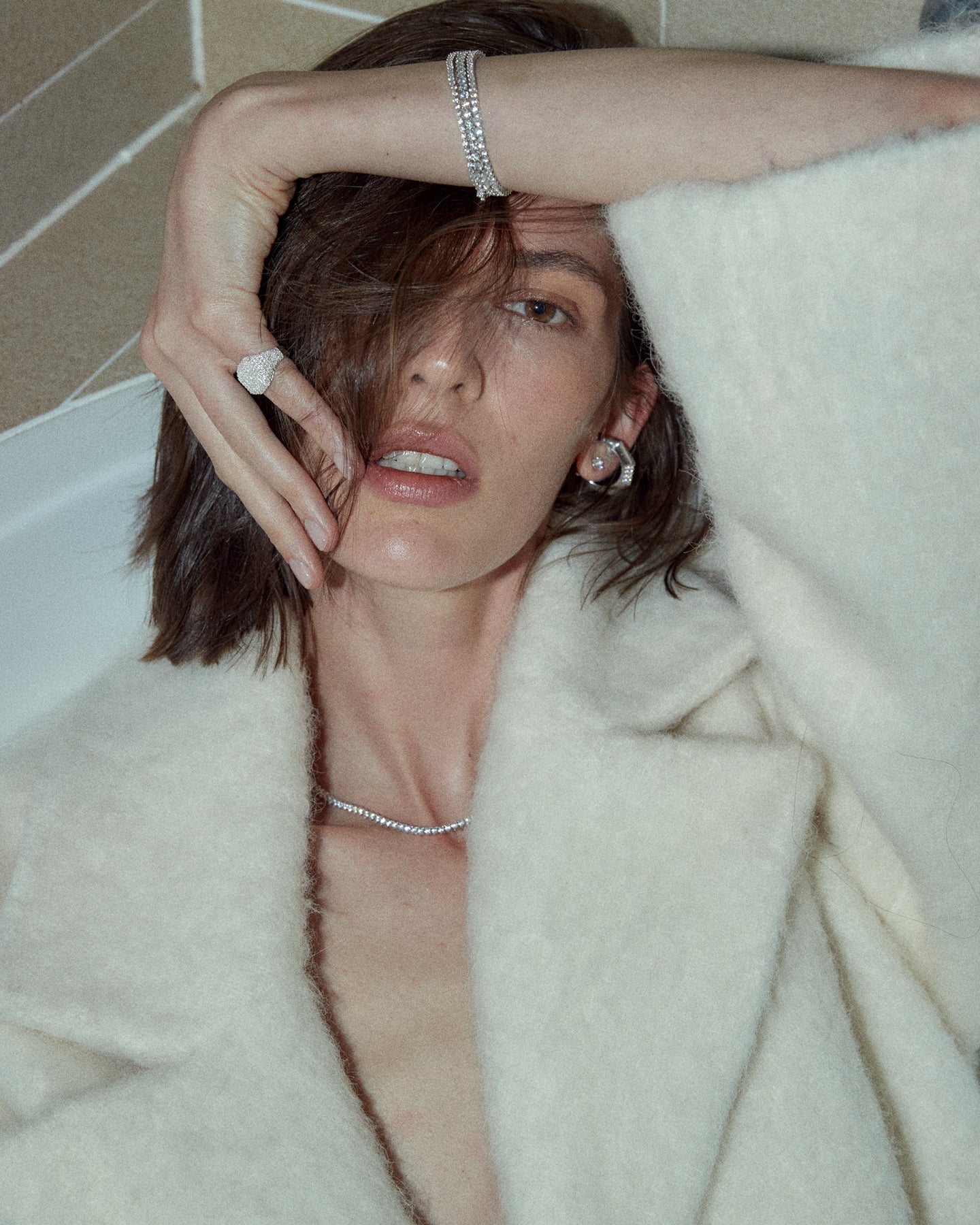 NUMBERINGの人気韓国ブランド通販WooStore公式