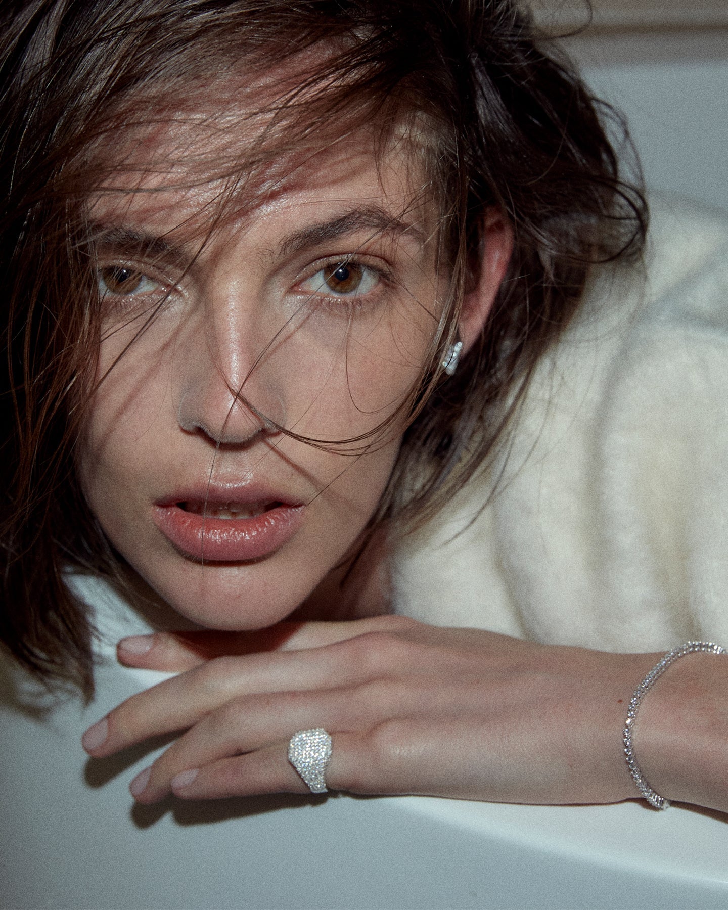 NUMBERINGの人気韓国ブランド通販WooStore公式