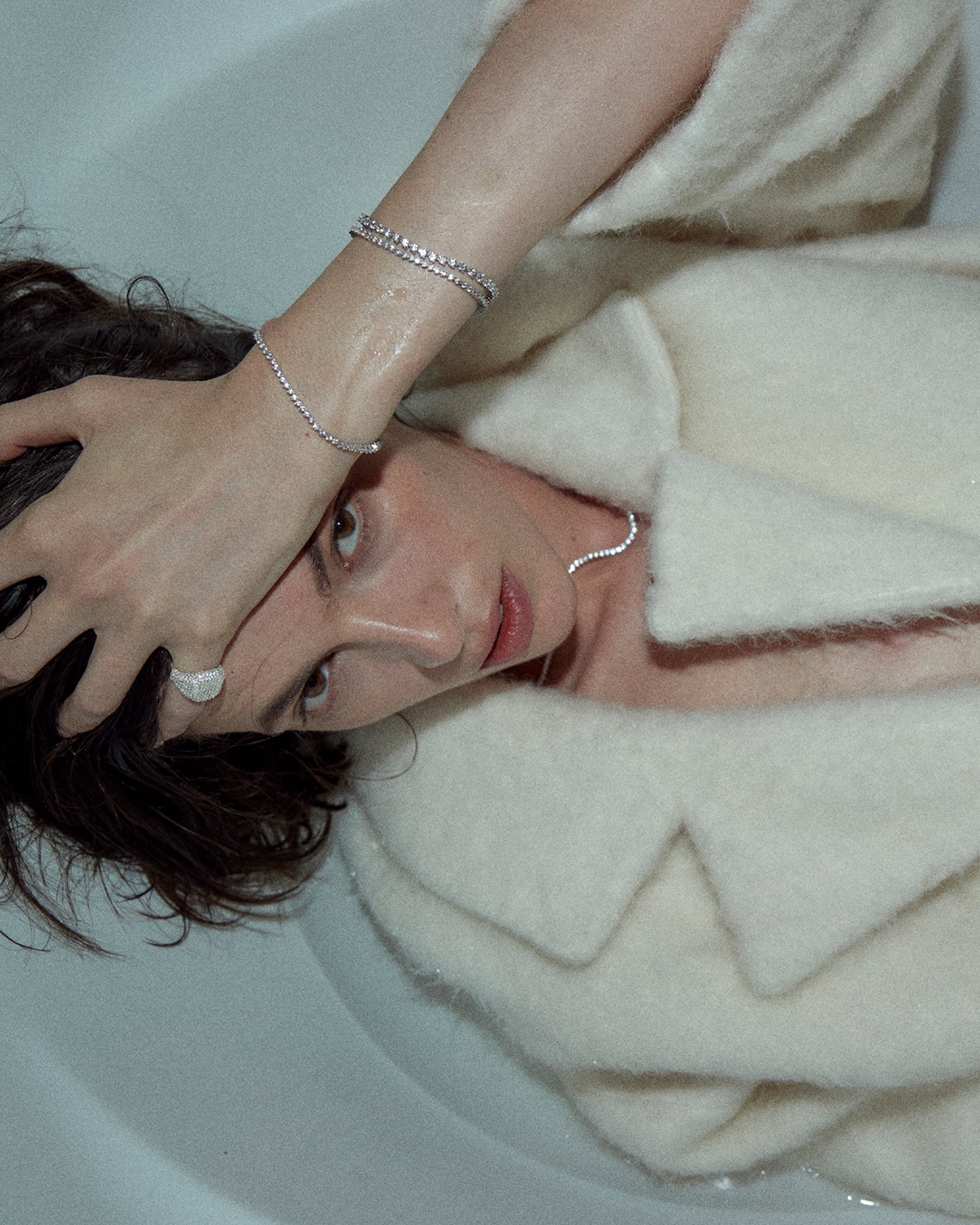 NUMBERINGの人気韓国ブランド通販WooStore公式