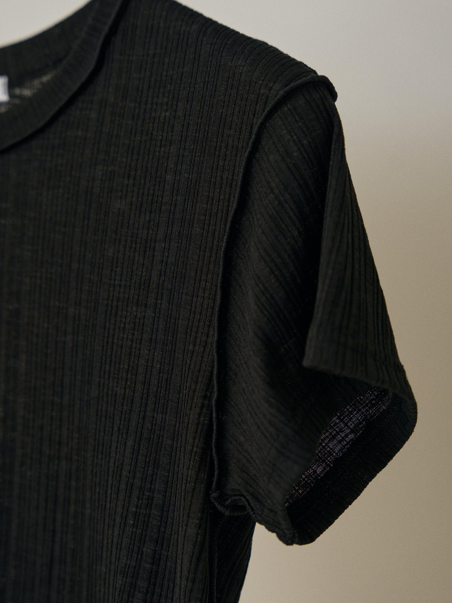 Wave Short Sleeve - Black