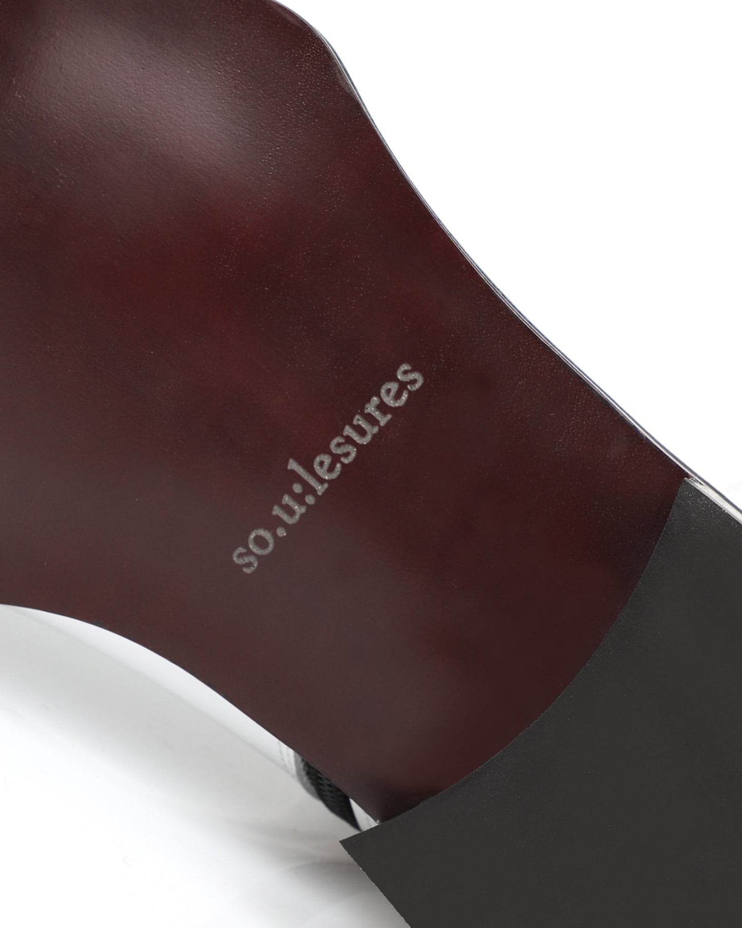 SOULESURESの人気韓国ブランド通販WooStore公式