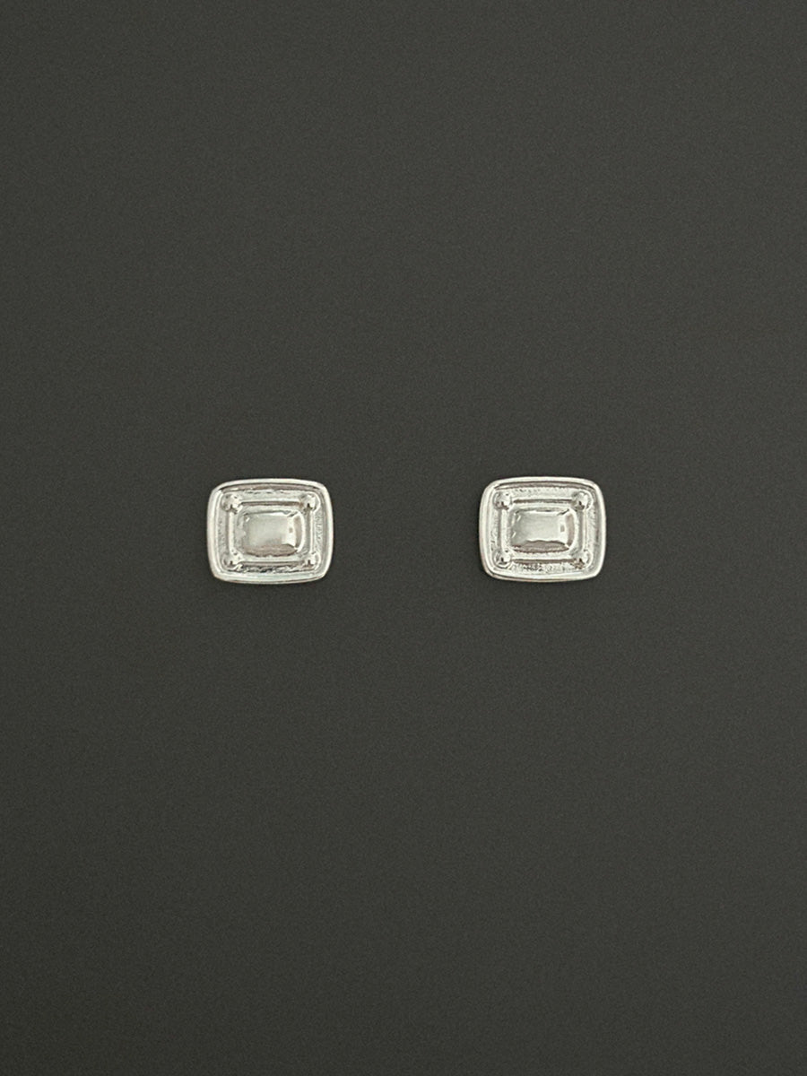 BORNETEの人気韓国ブランド通販WooStore公式