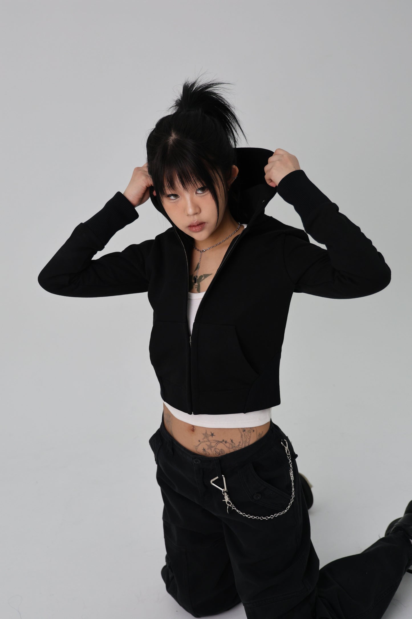 BEGINNING HOODED ZIP-UP