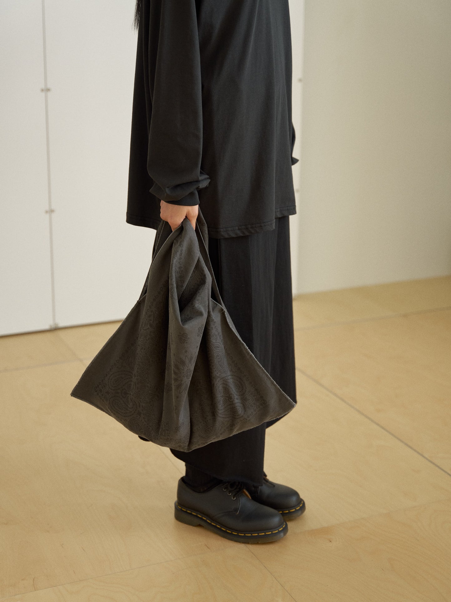 Pigment Square Bag-Charcoal