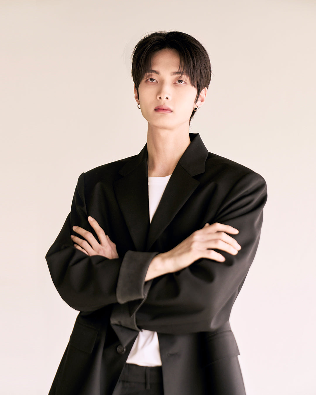 Leather Reveal Sleeve Wool Blazer_Black