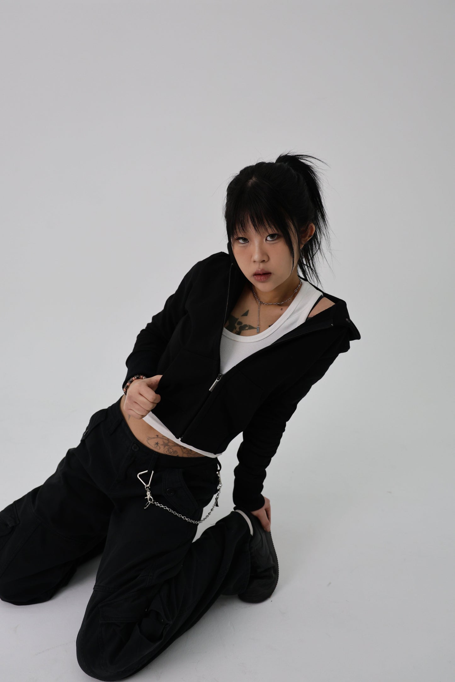 BEGINNING HOODED ZIP-UP