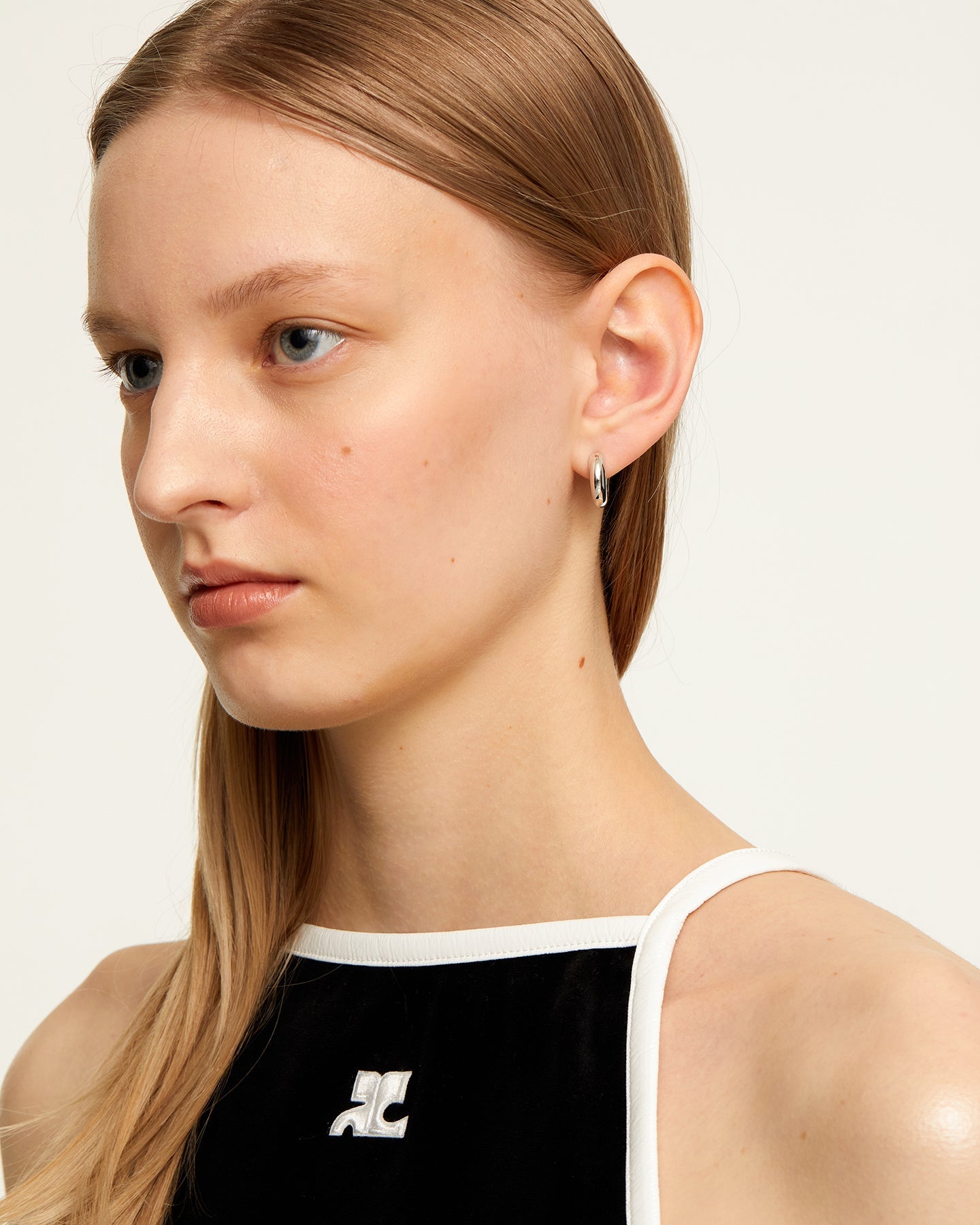 NUMBERINGの人気韓国ブランド通販WooStore公式