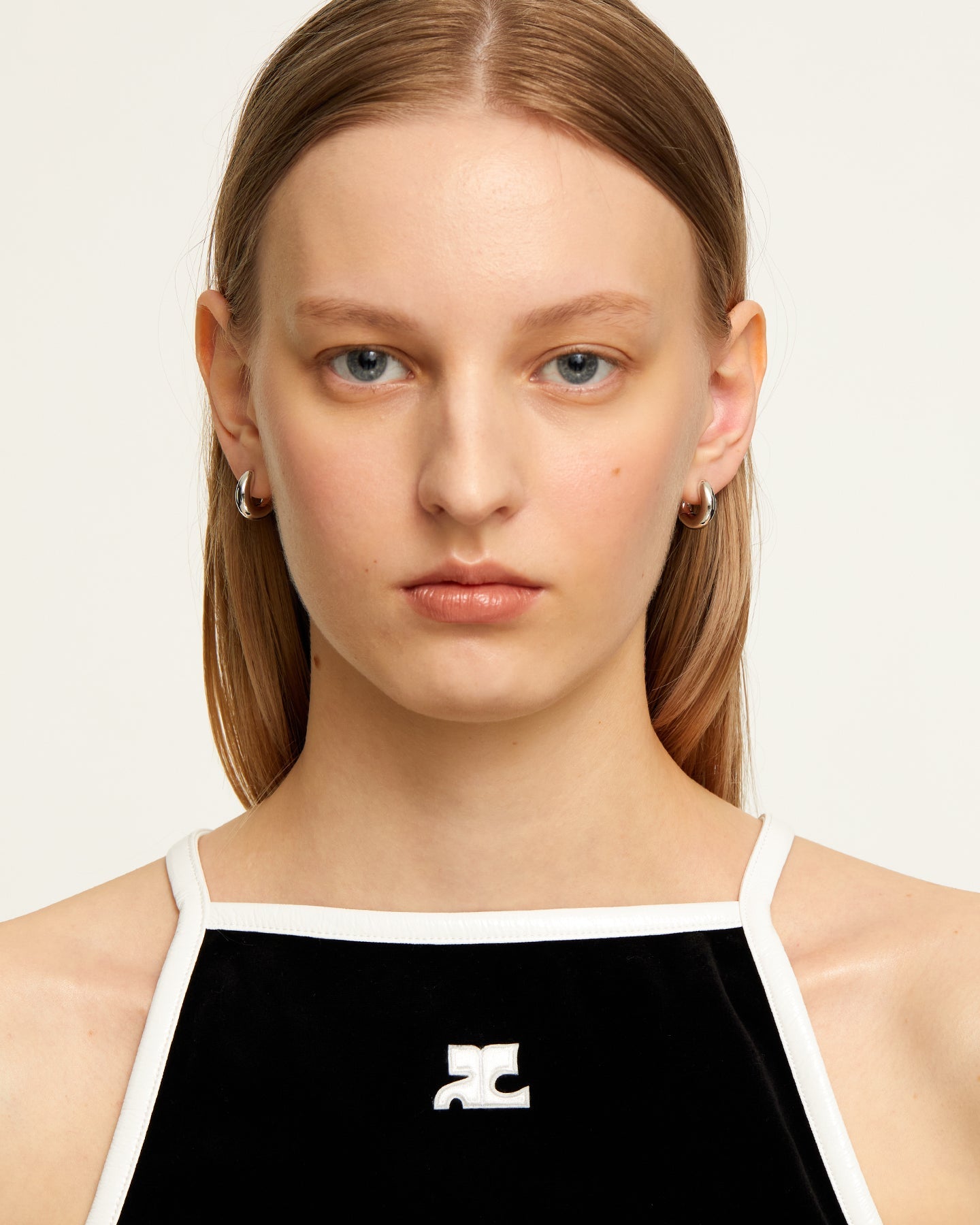 NUMBERINGの人気韓国ブランド通販WooStore公式