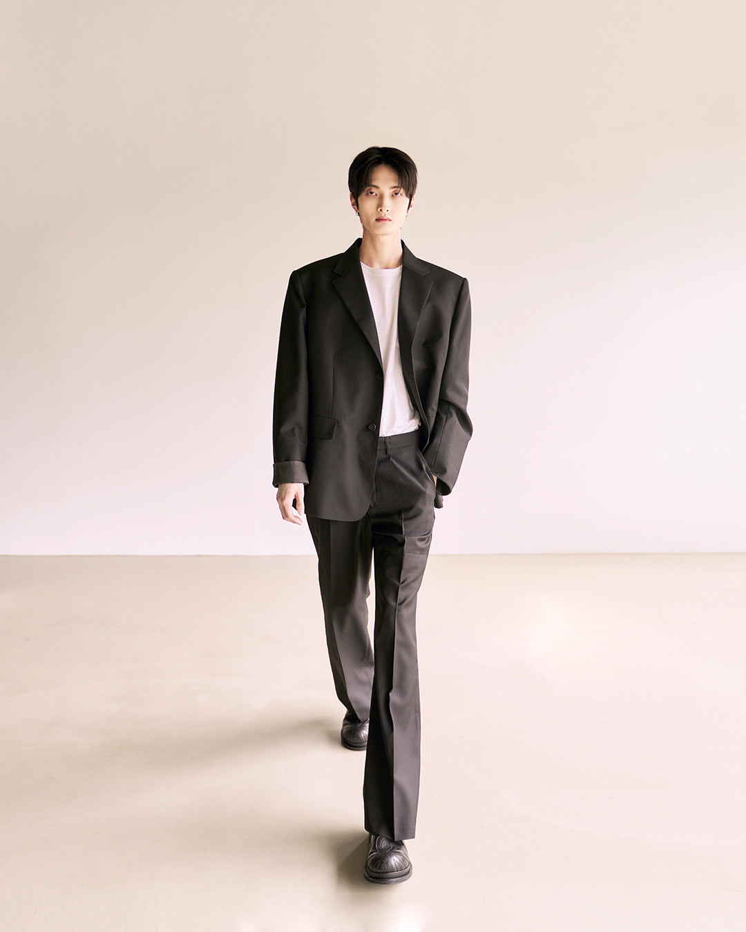 Choke Pocket Wool Flare Slacks_Black