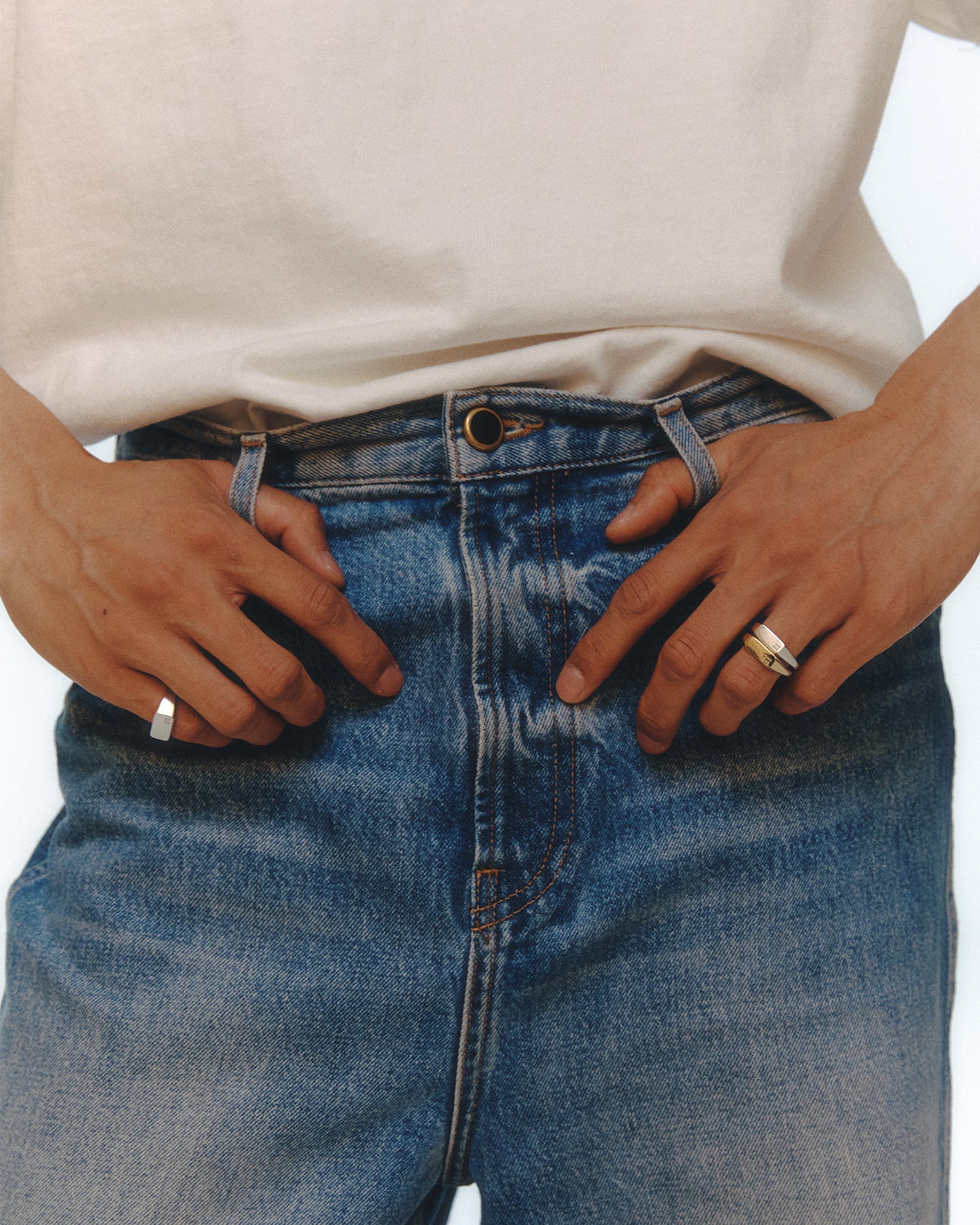 NUMBERINGの人気韓国ブランド通販WooStore公式