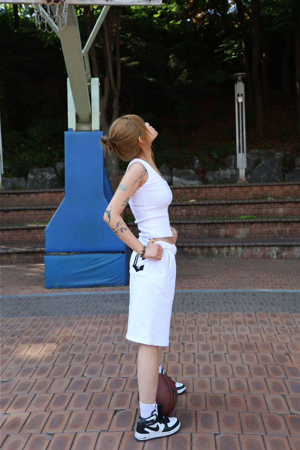 C - LOGO BERMUDA PANTS IN -WHITE