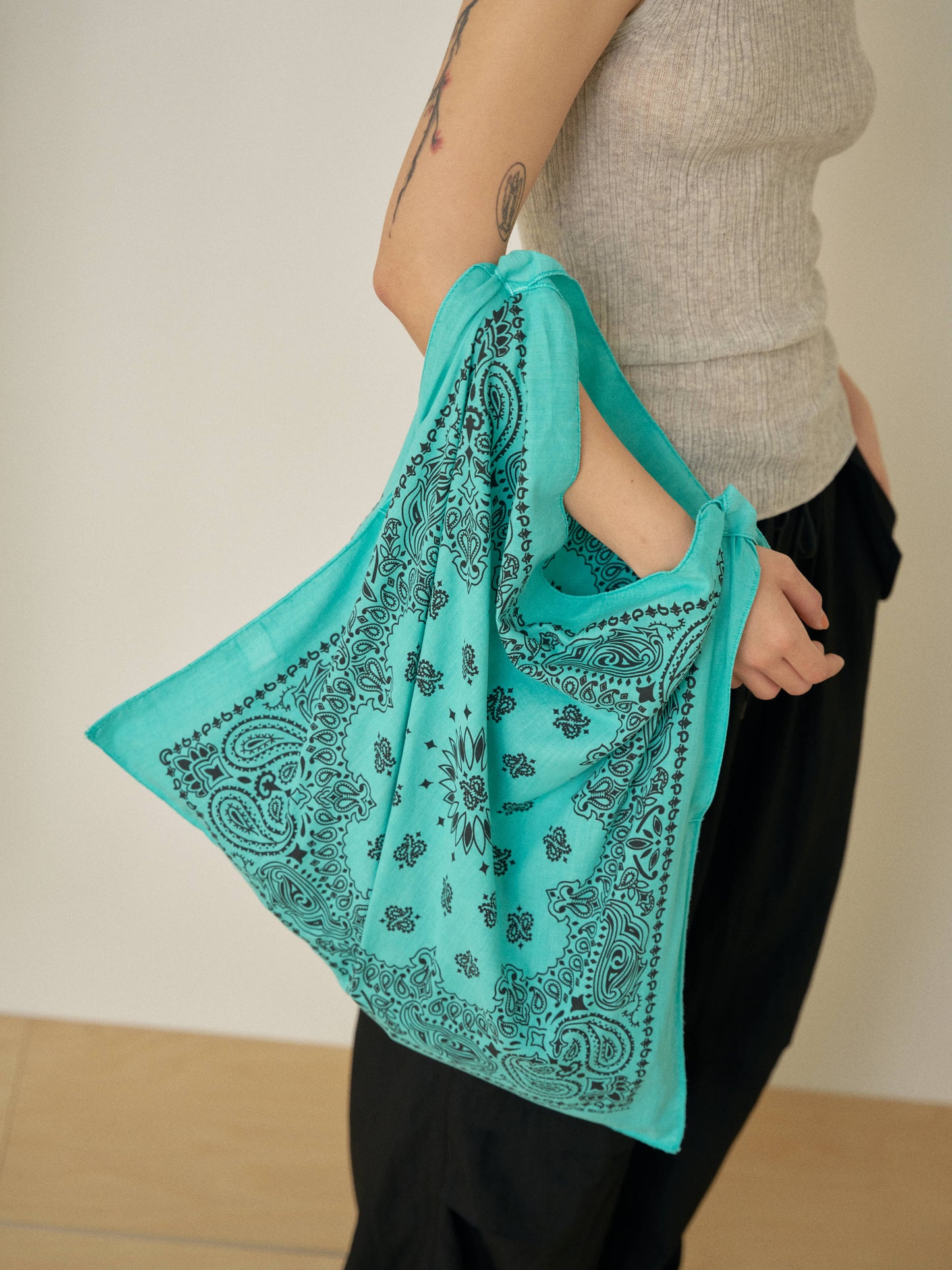 Pigment Square Bag - Green