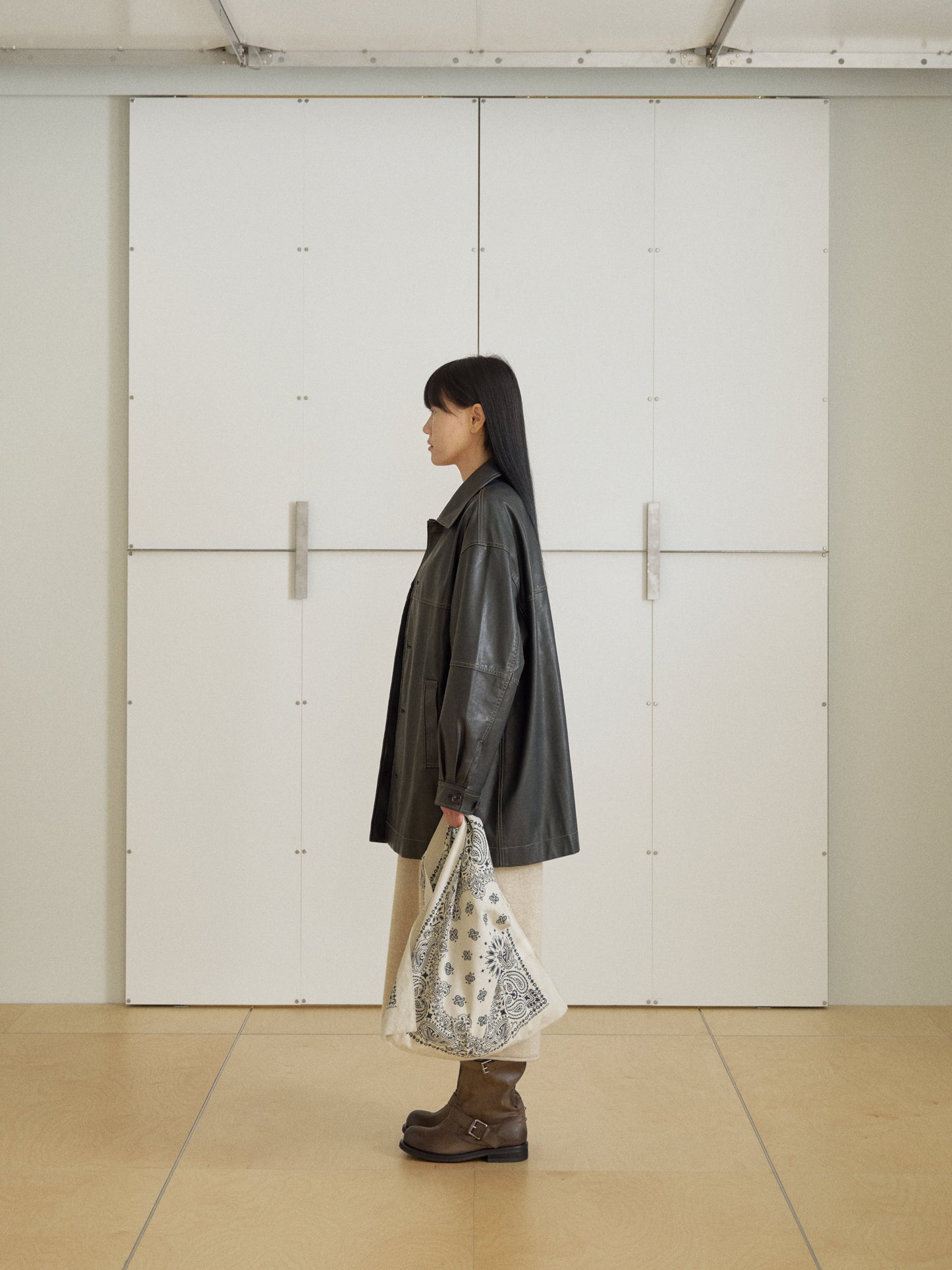 Pigment Square Bag-Beige