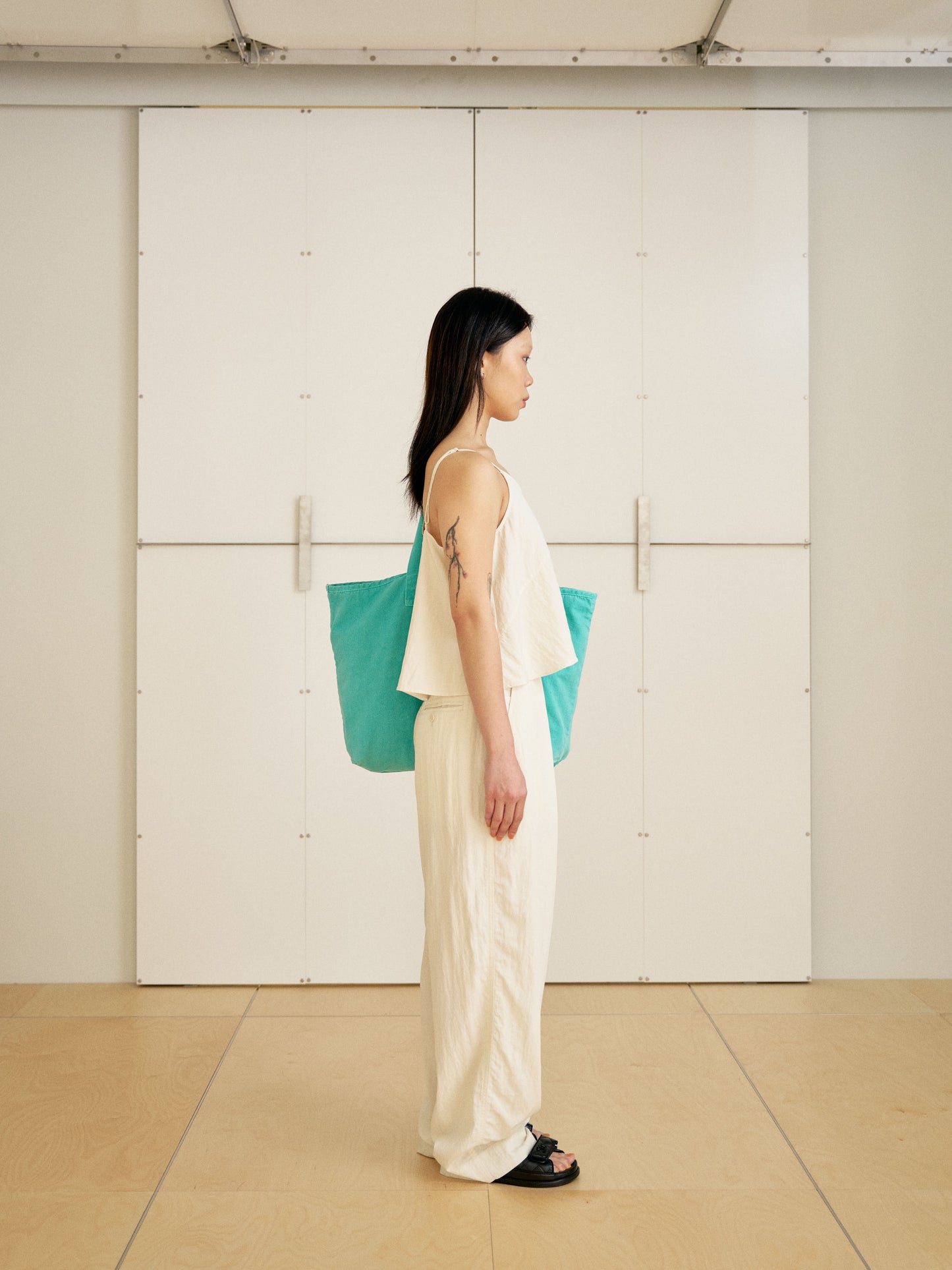 Pigment Lettering Shoulder Bag - Green