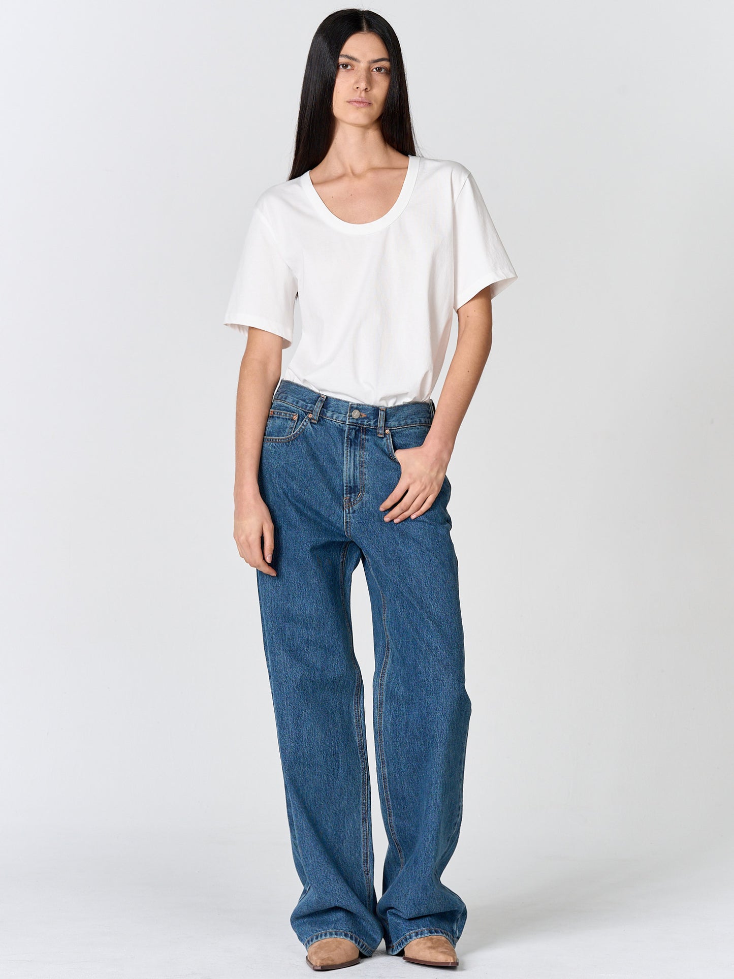 【MAGJAY】Silket U-Neck T-Shirt