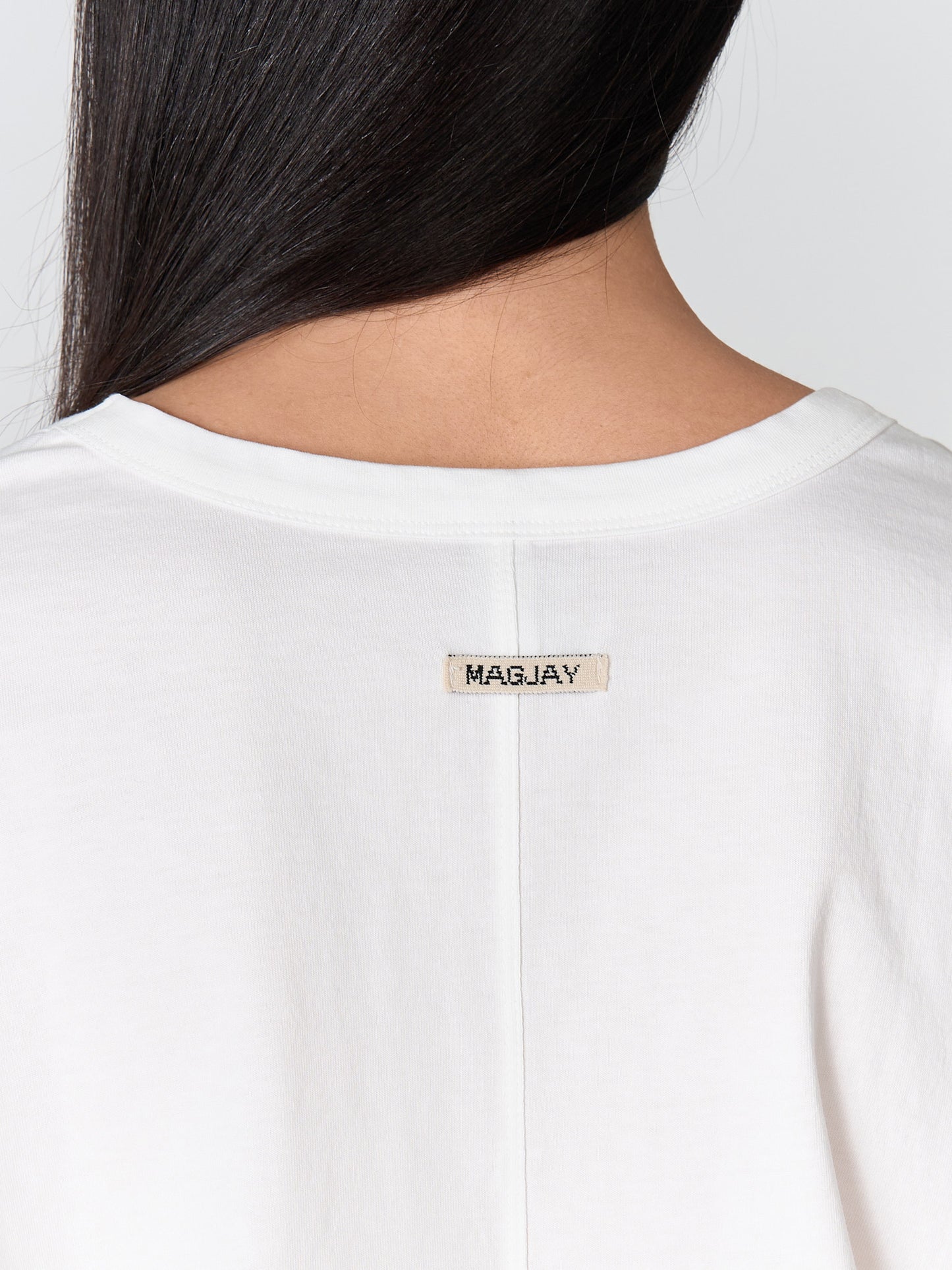 【MAGJAY】Silket U-Neck T-Shirt