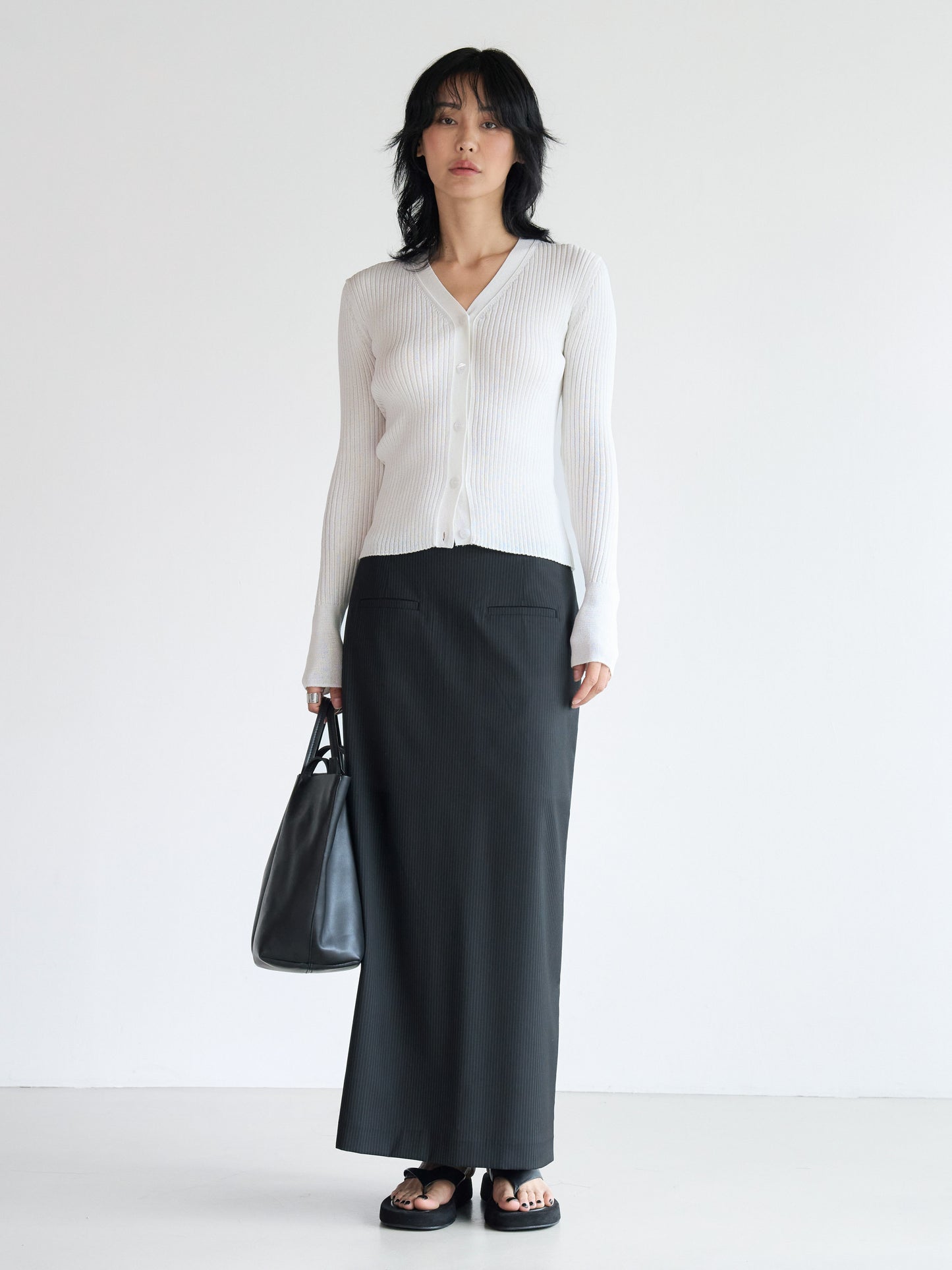 【MAGJAY】Rib V-Neck Cardigan-Ivory