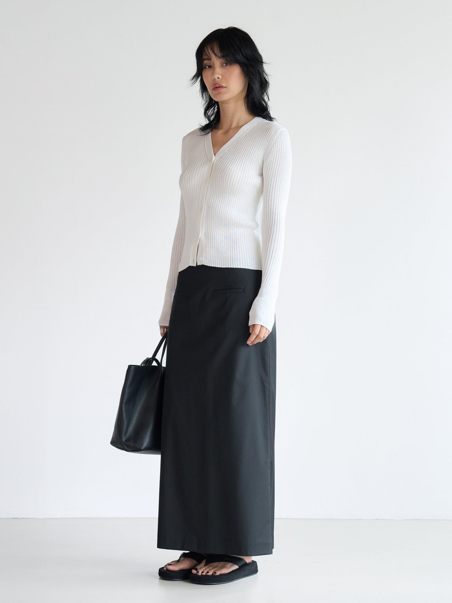 【MAGJAY】Rib V-Neck Cardigan-Ivory