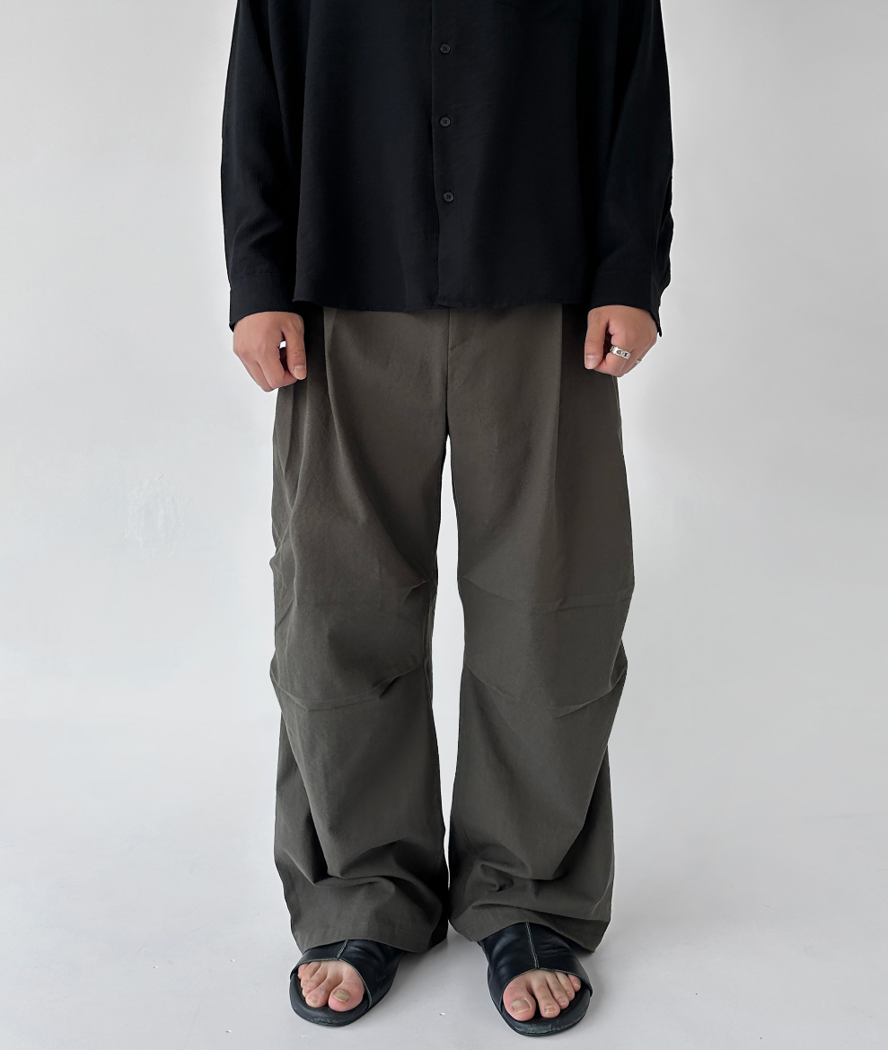 Parra Linen Tuck Pants