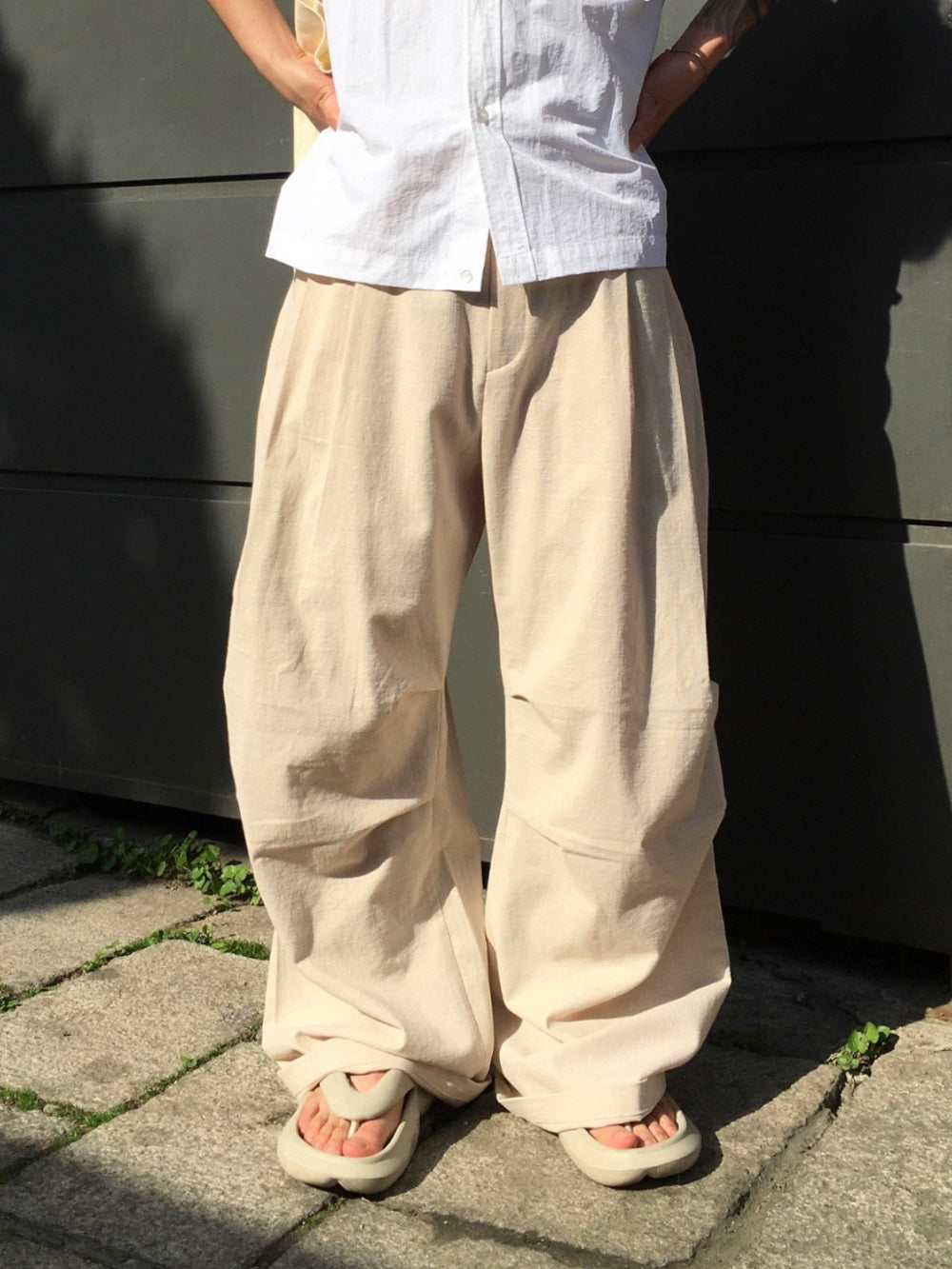 Parra Linen Tuck Pants