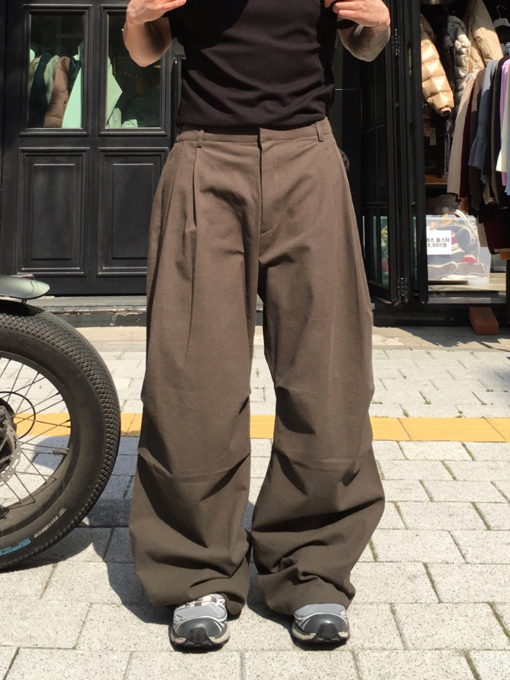 Parra Linen Tuck Pants