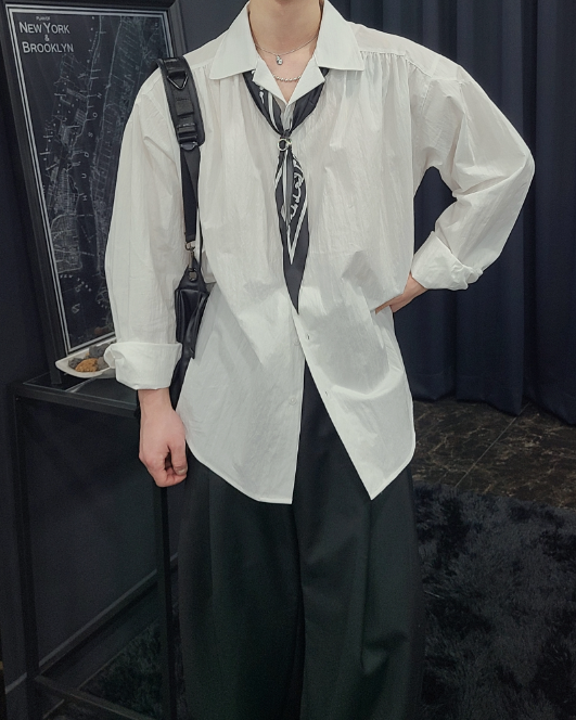 Lightweight Cotton Gathered Shirt