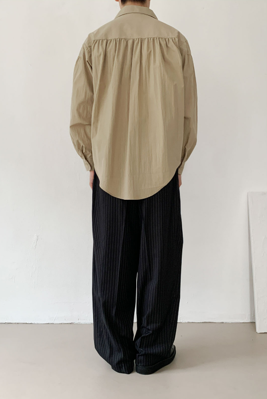 Lightweight Cotton Gathered Shirt