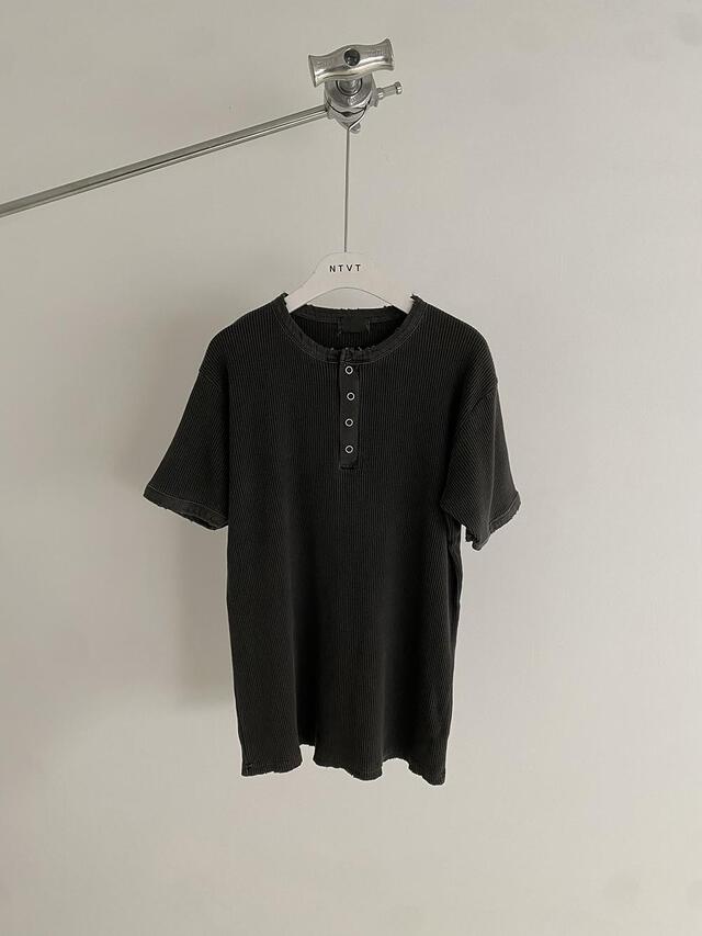 Peak Ribbed Henley Short Sleeve Tee