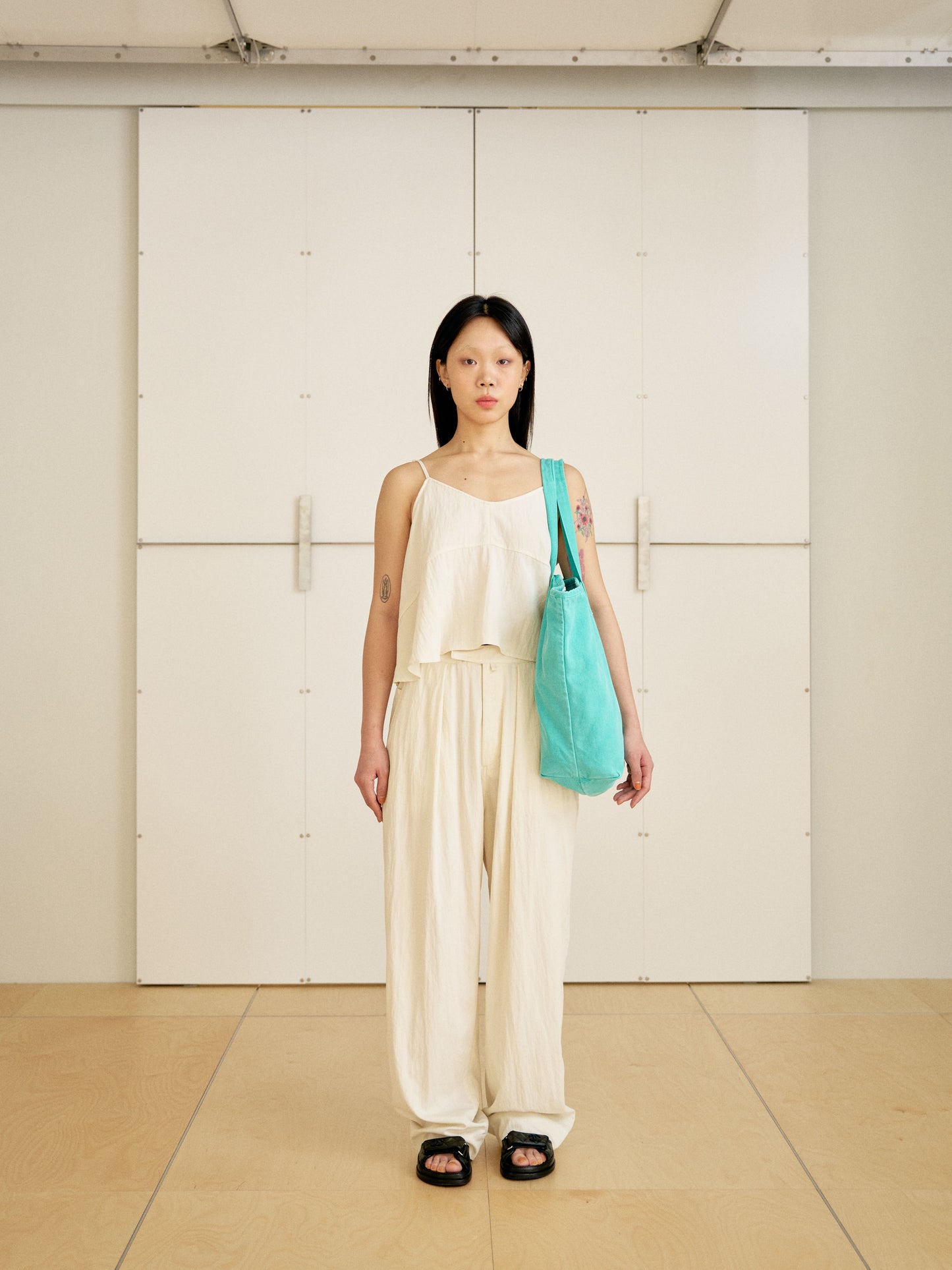 Pigment Lettering Shoulder Bag - Green