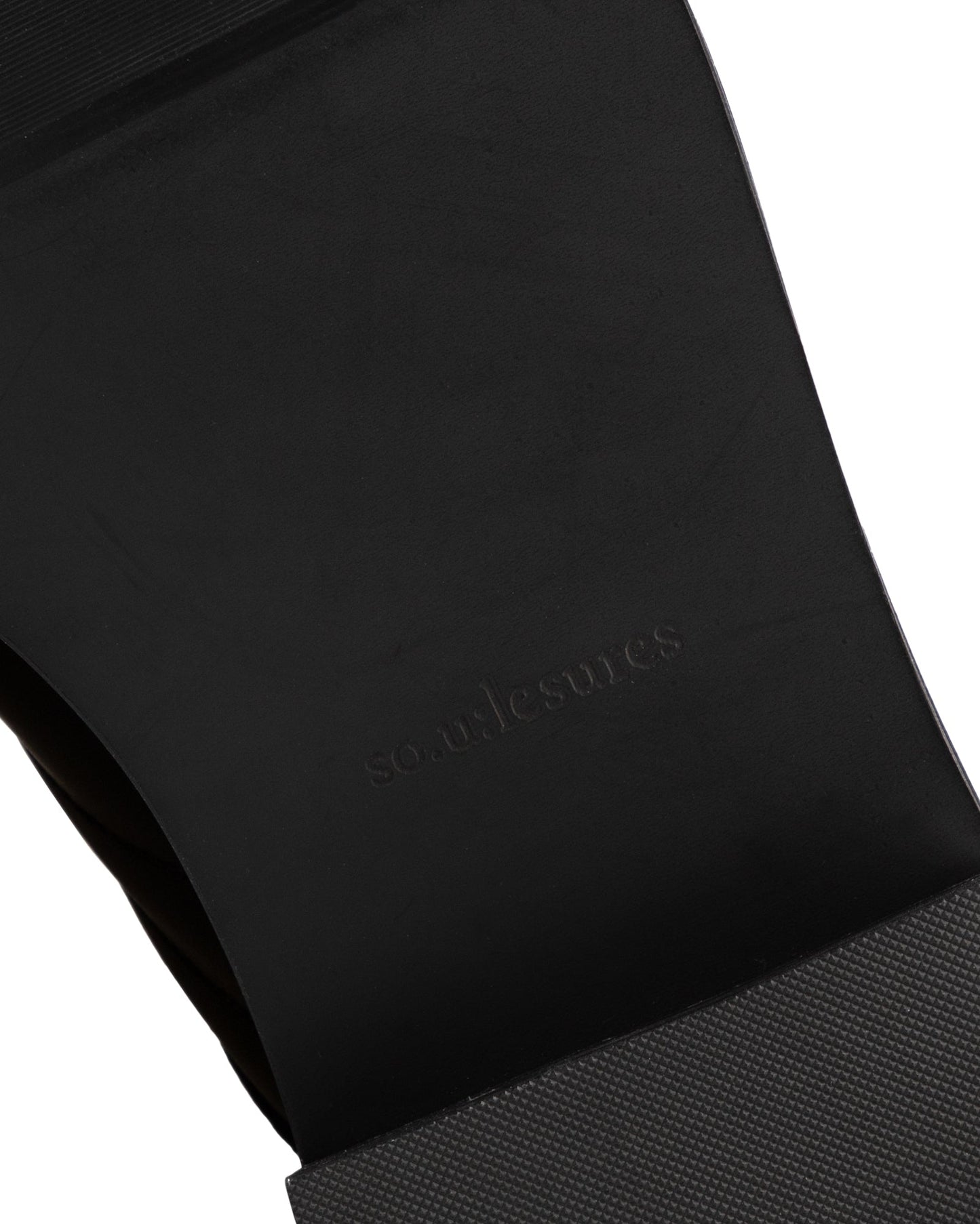 SOULESURESの人気韓国ブランド通販WooStore公式