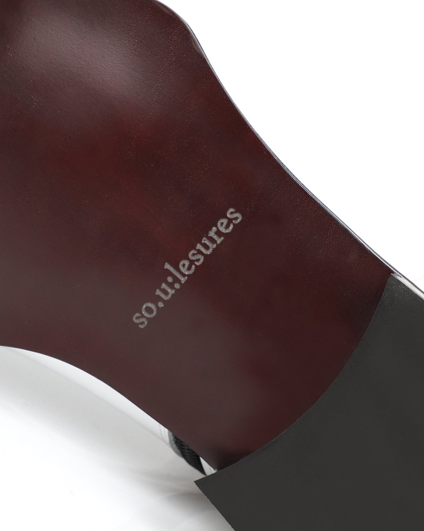 SOULESURESの人気韓国ブランド通販WooStore公式