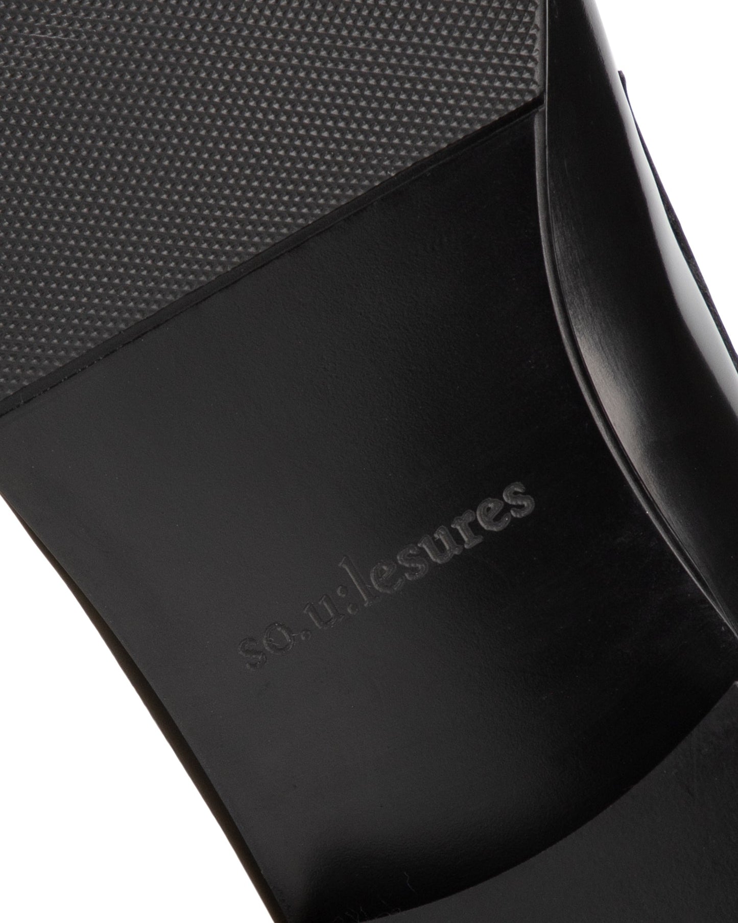 SOULESURESの人気韓国ブランド通販WooStore公式