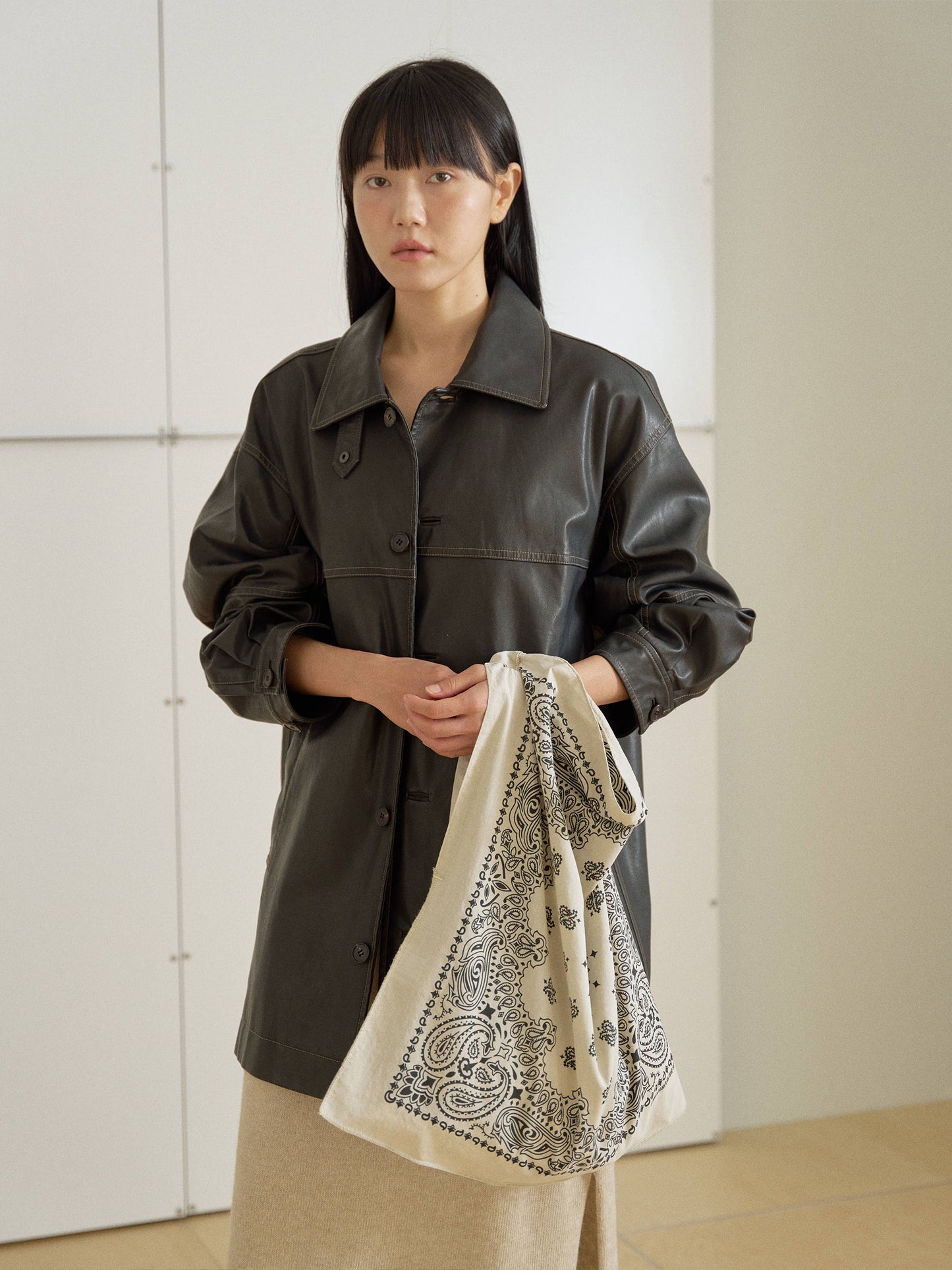 Pigment Square Bag-Beige