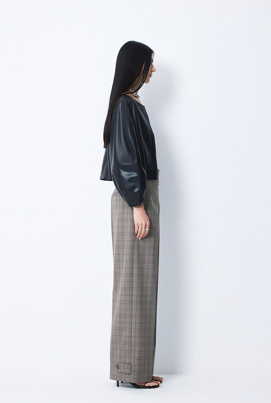 BLOSSOM H COMPANYの人気韓国ブランド通販WooStore公式