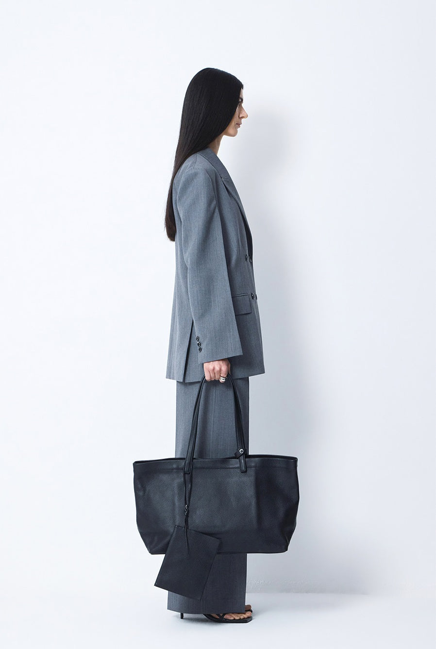 BLOSSOM H COMPANYの人気韓国ブランド通販WooStore公式