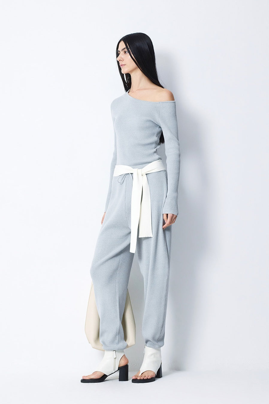 BLOSSOM H COMPANYの人気韓国ブランド通販WooStore公式