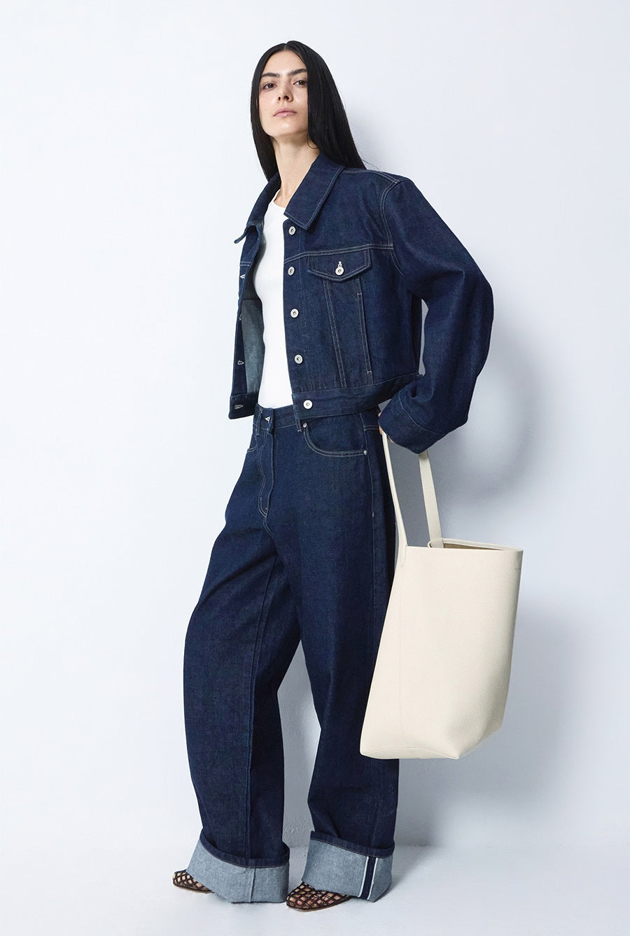 BLOSSOM H COMPANYの人気韓国ブランド通販WooStore公式