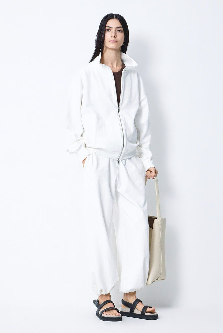 BLOSSOM H COMPANYの人気韓国ブランド通販WooStore公式