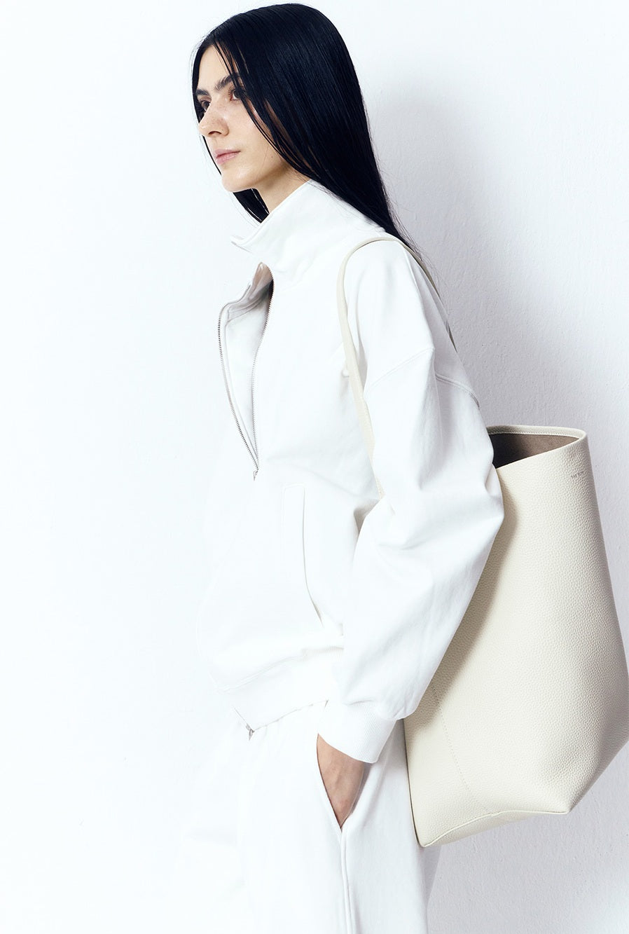 BLOSSOM H COMPANYの人気韓国ブランド通販WooStore公式