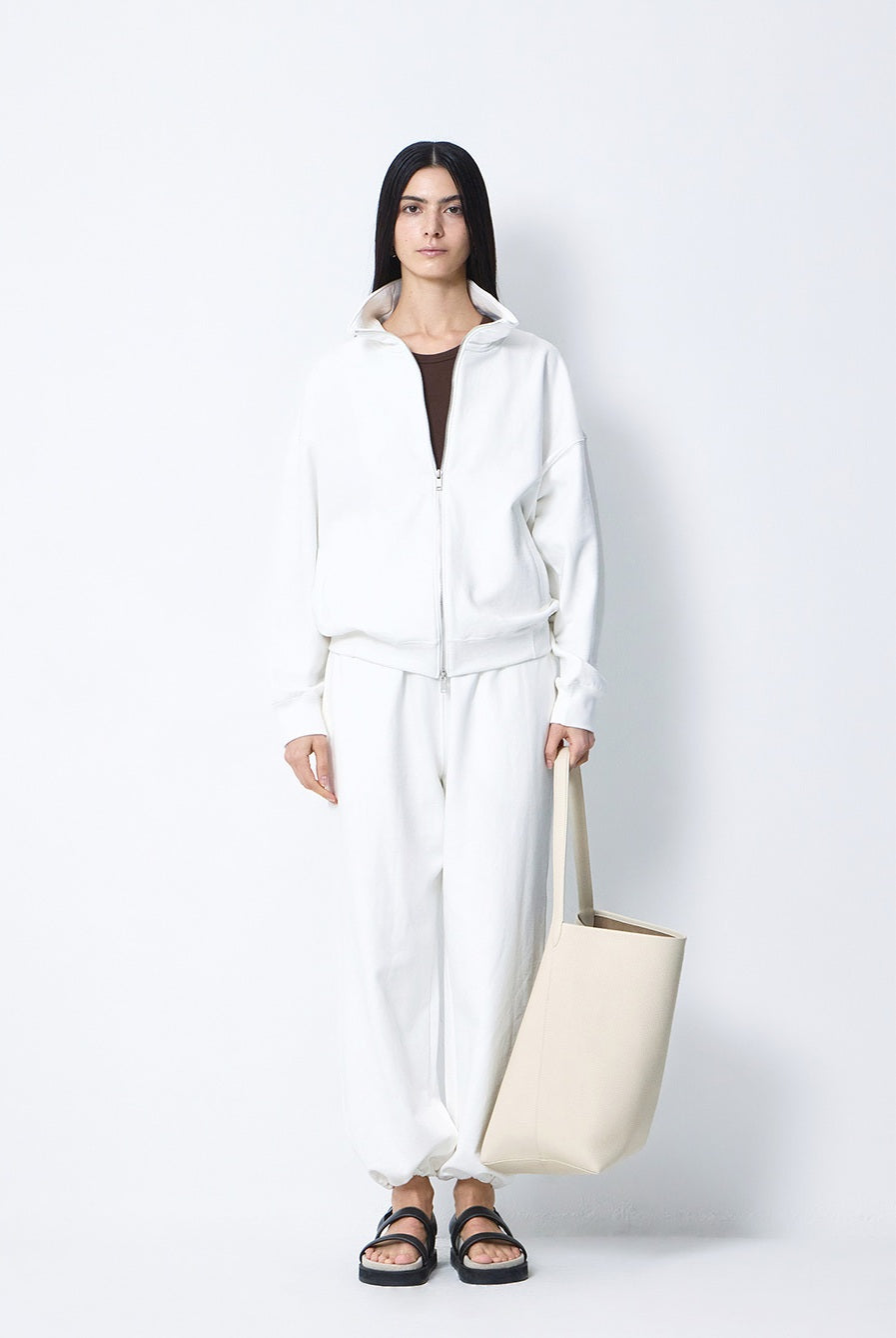 BLOSSOM H COMPANYの人気韓国ブランド通販WooStore公式