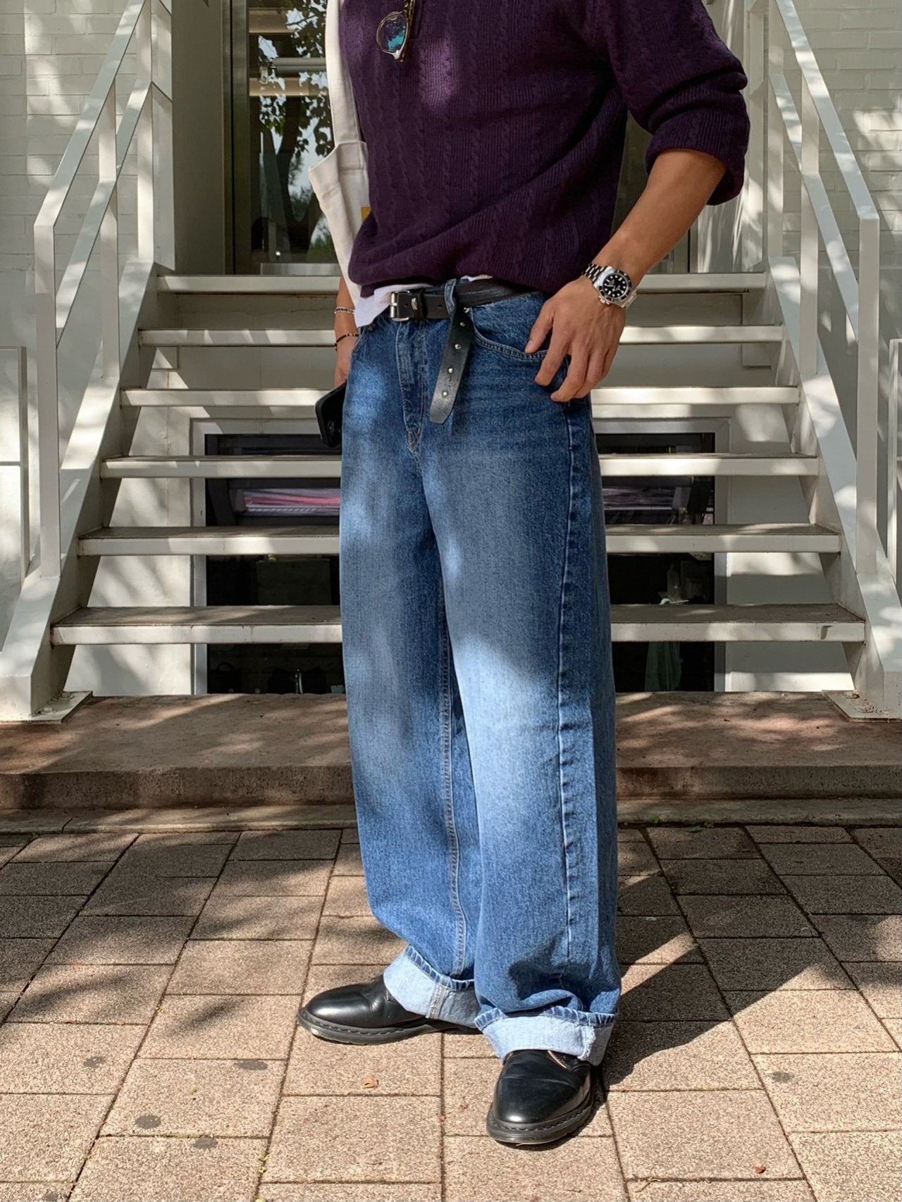 Mid-Blue Curved Denim Pants