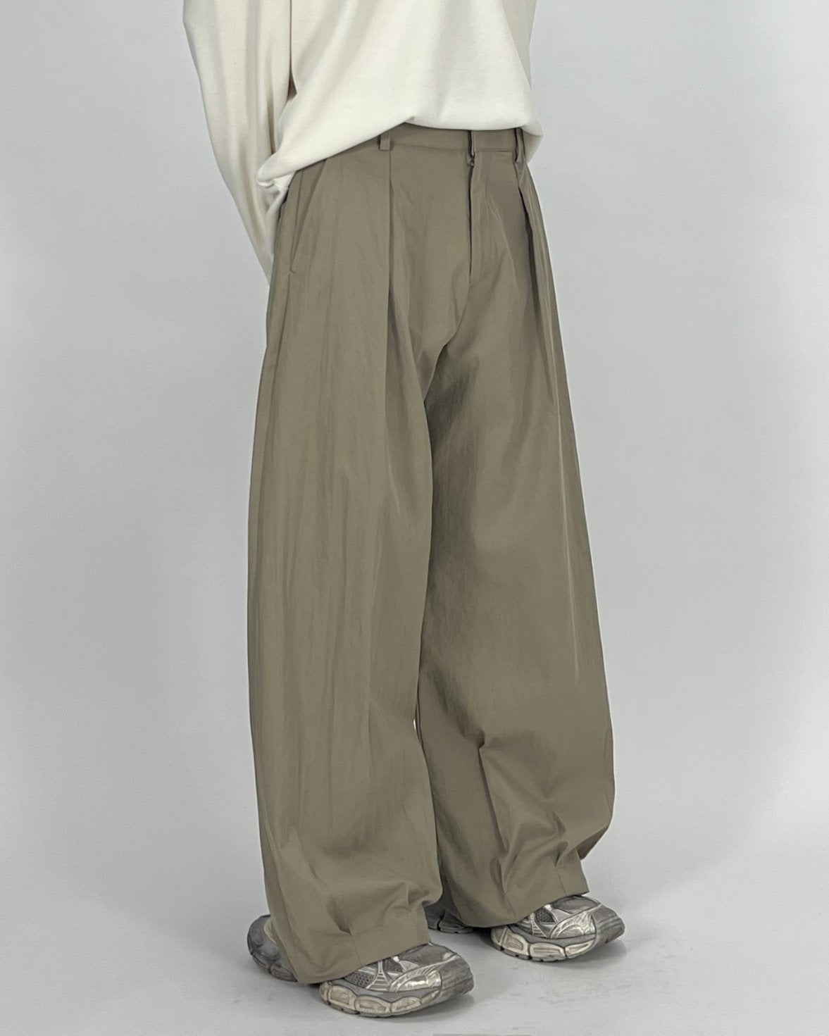 Balloon Wide Trousers
