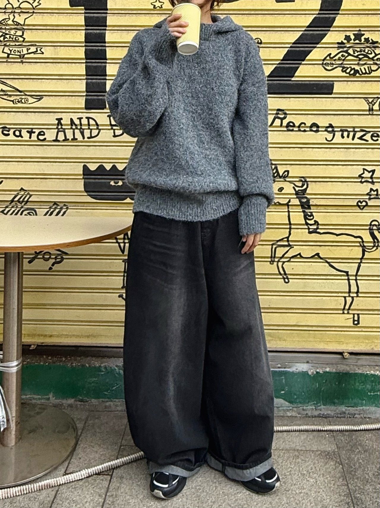 Kink Mohair Hood Knit