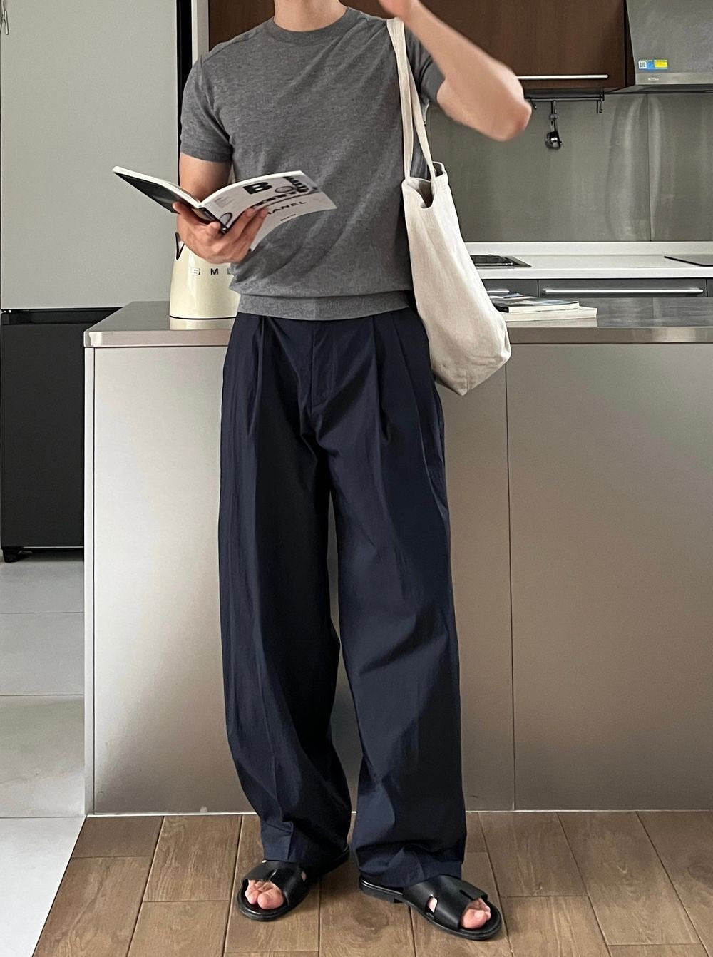 CN Light Tucked Balloon Pants