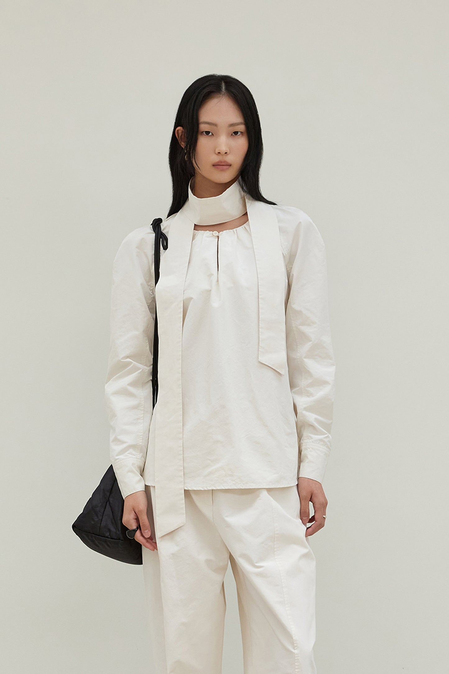 [BLOSSOM H COMPANY 2025AW] TUS SCARF BLOUSE