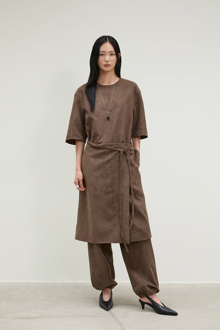 [BLOSSOM H COMPANY 2025AW] GAEIL SUEDE WRAP SKIRT